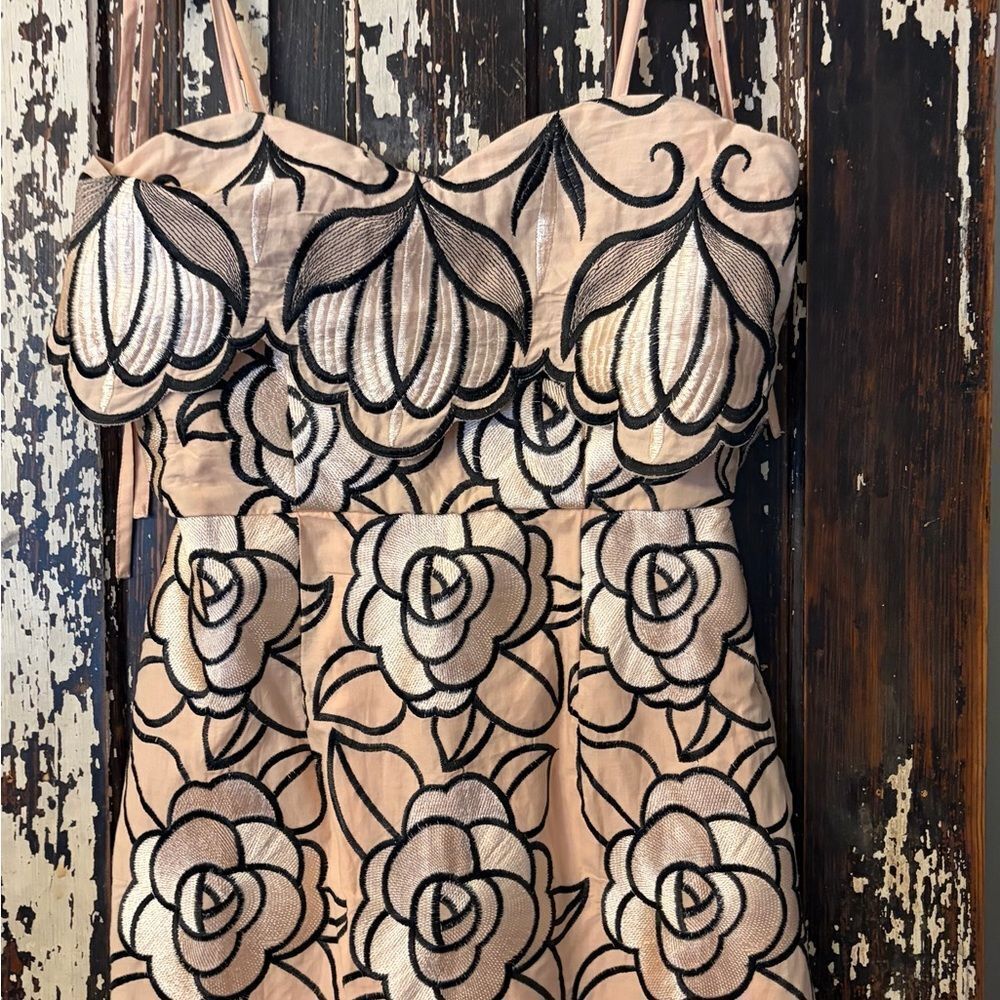 GB blush and black Floral spaghetti strap Size small Embroidered Dress. NWOT.